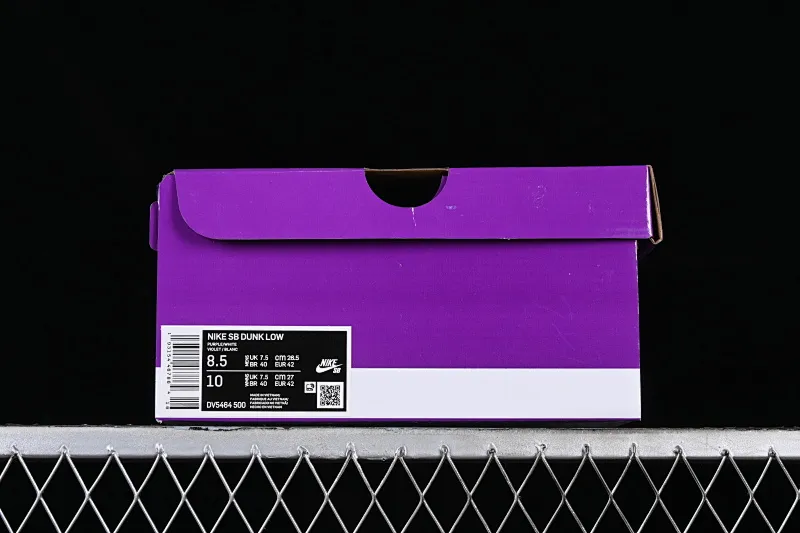 All categories Nk SB Dunk Series Nk SB Dunk Low low-top sneakers Cost-effective version Nk SB Dunk "Purple Suede" wicked purple color SB low-top casual sneakers DV5464-500